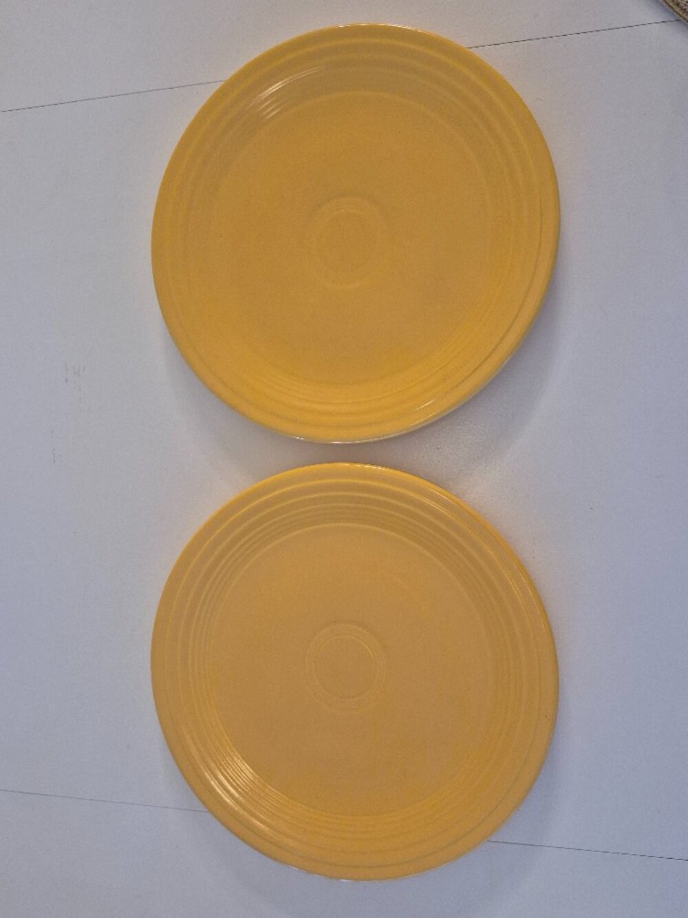 2 Vintage Fiestaware Dinner Plates Original Yellow